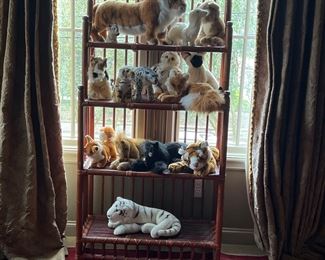 Vintage bamboo bakers.  Collection of Highend animals Inc stieff and FAO