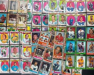 95 Vintage Hockey Cards from 1971 to 1974 in Plastic Pages