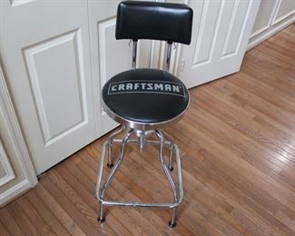 Craftsman Workshop Stool - Adjustable Seat Height