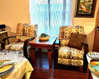 Reclining Accent Chairs