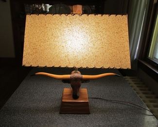 A Brandt Ranch Oak longhorn steer lamp (Rare!)