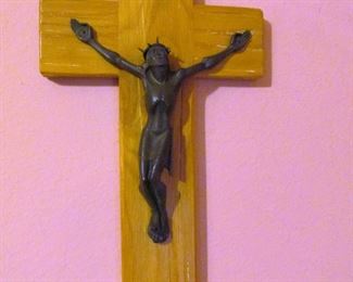 Rare! Ranch Oak mid-century crucifix