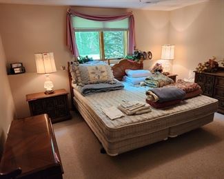 King size complete bed