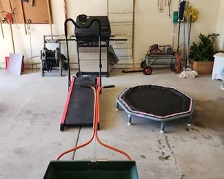 Scotts metal spreader