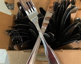 Restaurant Grade Forks and Knifes, Shell Pattern