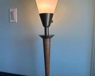 Vintage Mid-Century Modern Gerald Thurston Lightolier/Stiffel-style Torchiere Table Lamp. 25"H