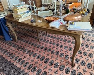 BUY IT NOW $800. Henredon Dining Table; plus leaves