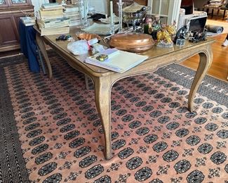 BUY IT NOW $800. Henredon Dining Table; plus leaves 