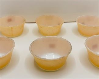 Set 6 Vintage Fire King Peach Lusterware Dessert Bowls
Lot #: 38