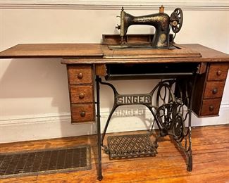Vintage Singer Sewing Machine In Original Wood Cabinet With Iron Base
Lot #: 6