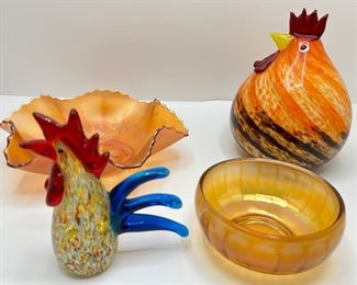 Vintage Carnival Glass Bowl, 2 Art Glass Chickens & Smaller Amber Bowl
Lot #: 26