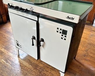 Circa 1930s Magic Chef Enamel Gas Stove Model 1835-2A
Lot #: 5