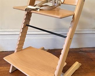 Stokke Trip Trap High Chair Hamess 5-Point, Norway
Lot #: 45