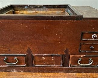 Antique Japanese Hibachi Wood Tea Chest
Lot #: 31