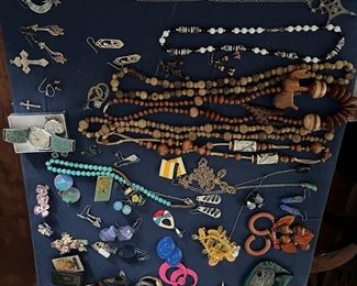 Assorted costume jewelry