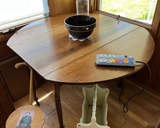 Antique dropleaf table, magazine stand, Kan stand brown ceramic bowl