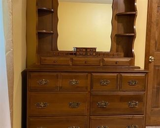 Moosehead Night Dresser w/Mirror