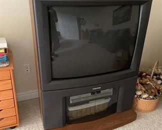 . . . old box TV -- great for gaming