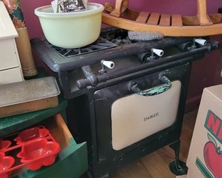 Antique Dixie Stove
