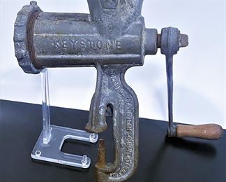 Antique Keystone meat grinder......To register in order to place bids go to www.capitolsalesservices.hibid.com