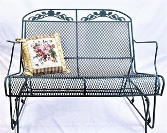 Vintage metal mesh rocking love seat........To register in order to place bids go to www.capitolsalesservices.hibid.com