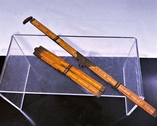 Antique Boxwood folding rulers, one being Stanley No 32.......To register in order to place bids go to www.capitolsalesservices.hibid.com