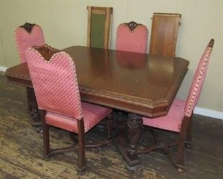 Dining Table w/4 Chairs & Leaves