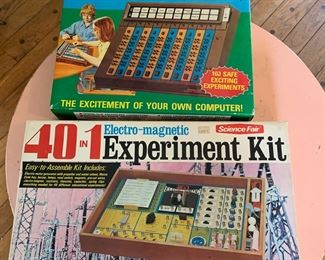 Vintage Digital Computer and Experiment sets