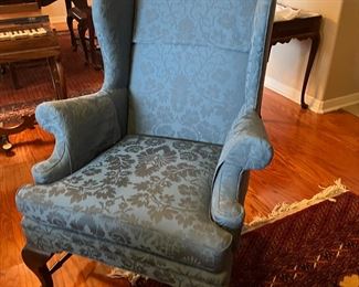 GEORGE II QUEEN ANNE WALNUT CHAIR