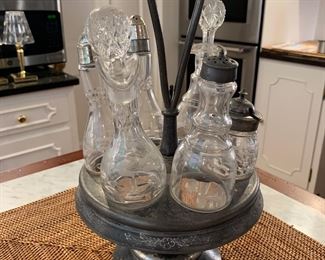 Cruet set
