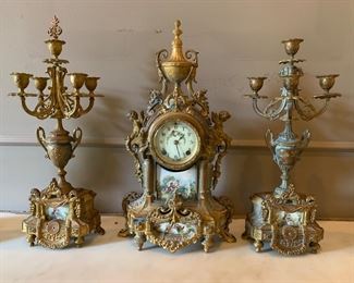 Beautiful garniture set