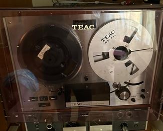 VintageTEAC real to real (needs belt) and other vintage electronics.