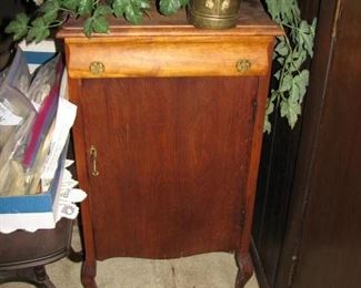 Record/sheet music cabinet