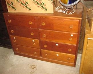 8 drawer storage cabinet/dresser