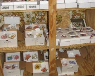 Lots of nice Christmas collectables