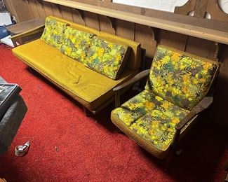 Mid century floral sofa and matching chair, in great condition!