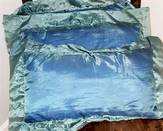 Lovely accents in blue