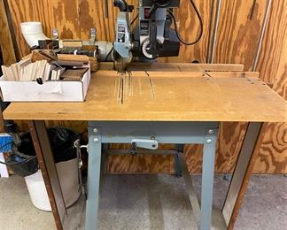 AWESOME DELTA RADIAL ARM SAW.