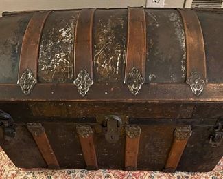 AWESOME BENTWOOD ANTIQUE STEAMER TRUNK.