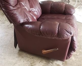 only 10 dollars or best offer! super comfy chair that you can throw a blanket over and never know the difference!