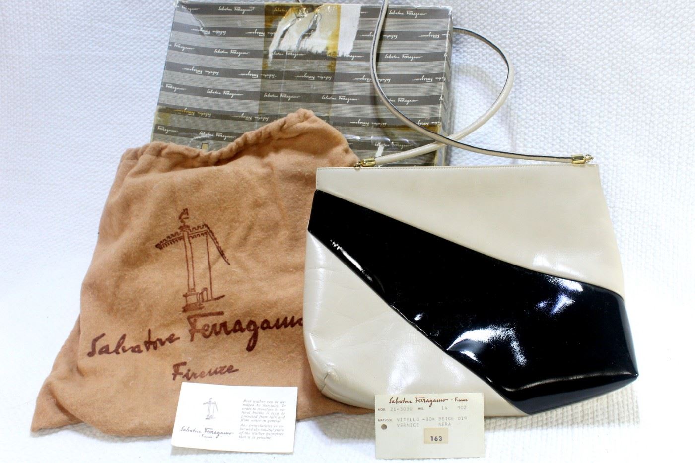 Vintage Ferragamo Leather Purse, with original box, dust bag, and registration cards from Ferragamo, Florence Italy.