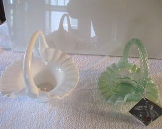 Fenton glass basket 