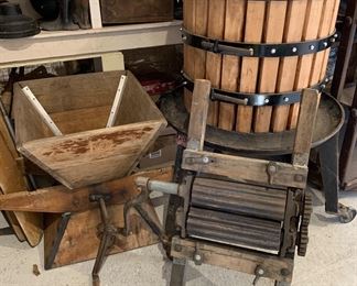 Large & Hefty Fruit Wine Press with cast iron base 
