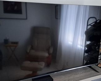 Front of Hisense  65 smart TV
$400