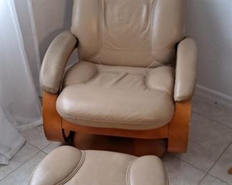 Leather Recliner chair w ottoman  $300