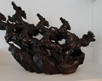 Poured stone horse statue  measures about 15" long
Serious bids ONLY 