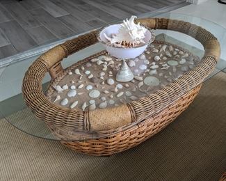 Wicker lanai coffee table (set includes inc. sofa, chair, coffee table, and end table)
