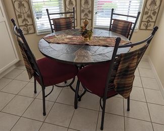 Round metal frame dinette set
