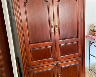 Armoire