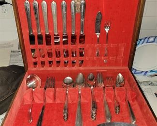 4 sets of silverplate flatware